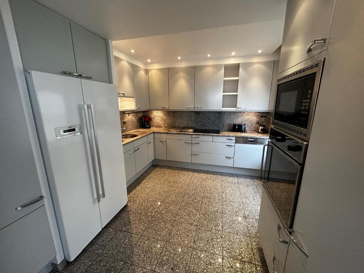 Very Spacious Family With Seaview T16 Apartmán *